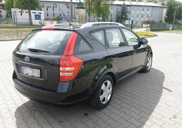 Kia Ceed cena 15500 przebieg: 233000, rok produkcji 2009 z Sochaczew małe 16